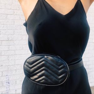 Chevron Black Fanny Pack 🖤🔥 DANK GIRL